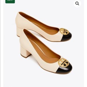 Tory Burch Femme Chelsea Cap Toe Pump